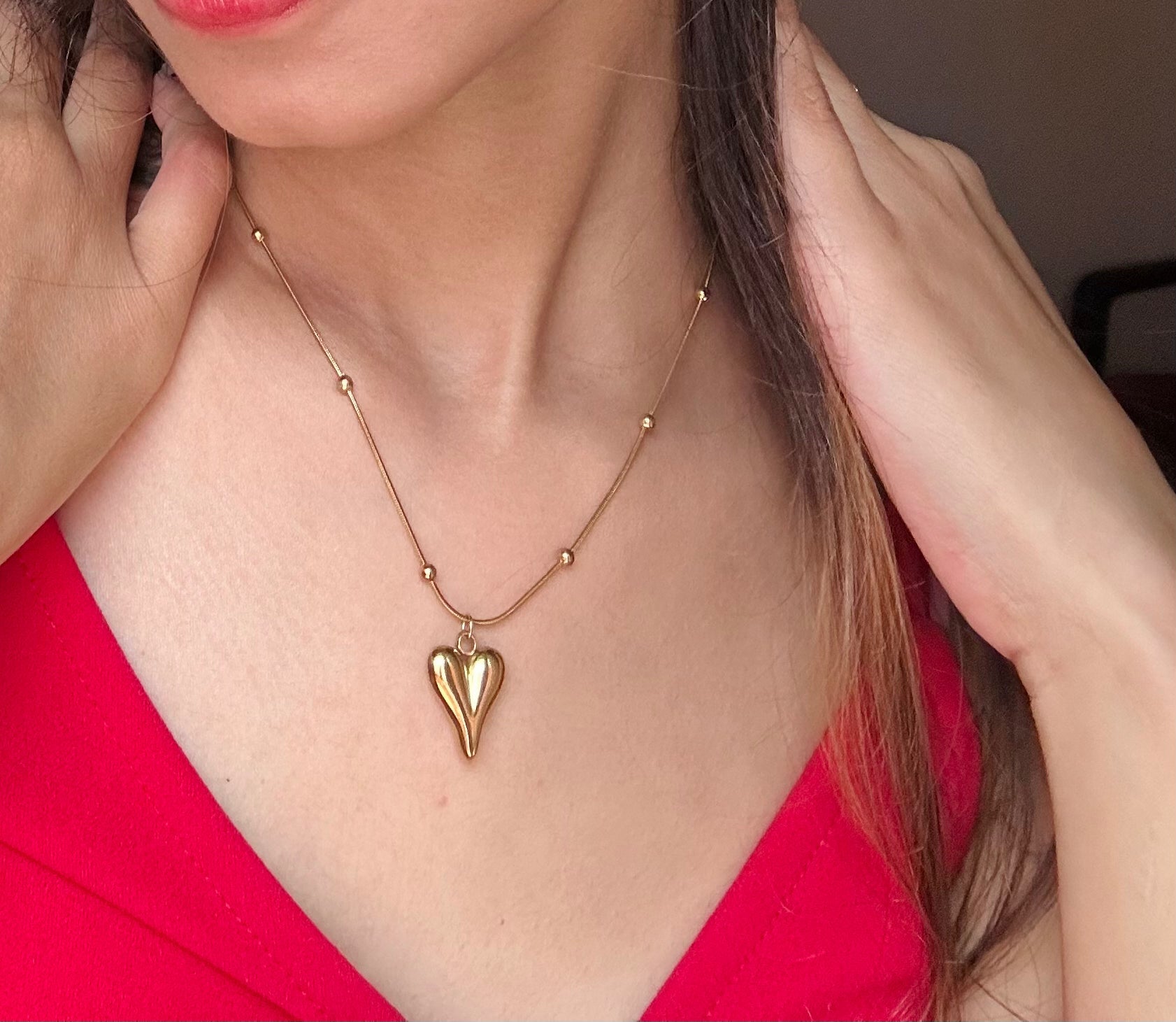 Elegant Gold Heart Pendant Necklace