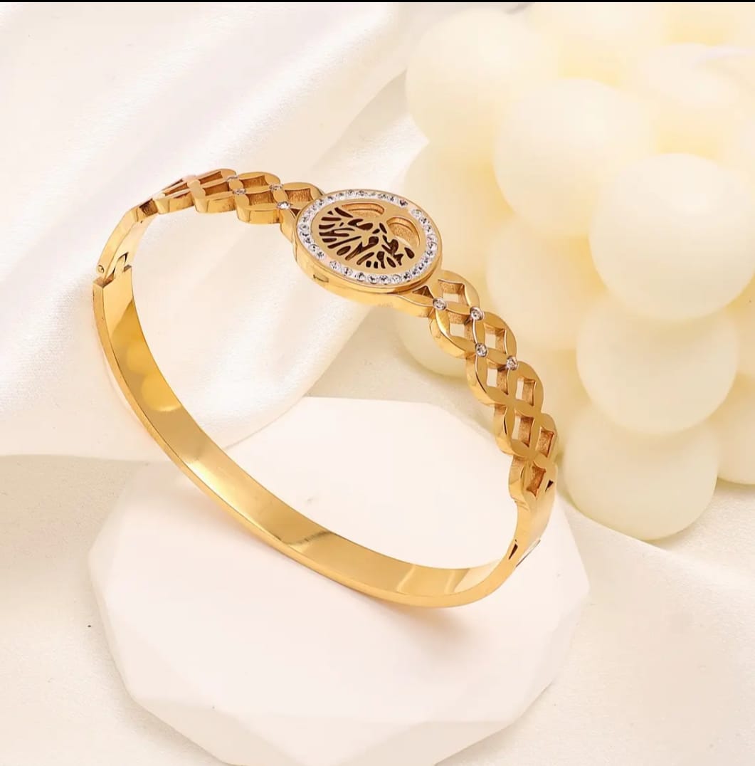 Elegant Tree of Life Gold-Toned Bracelet